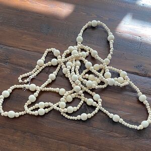 12’ Magnolia wooden beads (Christmas tree)
